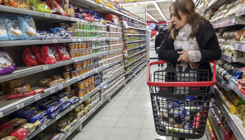 Un supermercado deberá pagar más de $6 millones por despido sin causa e irregularidades laborales