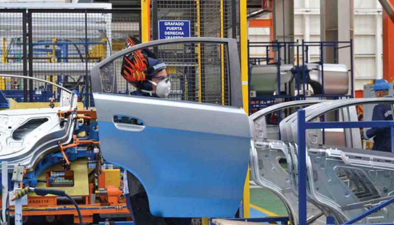Apertura económica y sus tensiones: exportaciones en alza, industria en jaque y el rol clave del sector energético