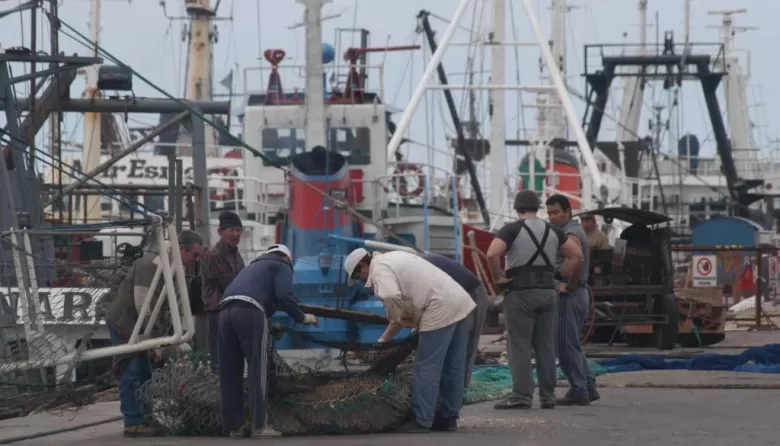 Escándalo en la pesca: Diputado denuncia a funcionarios de Milei por presuntas coimas en renovación de cuotas