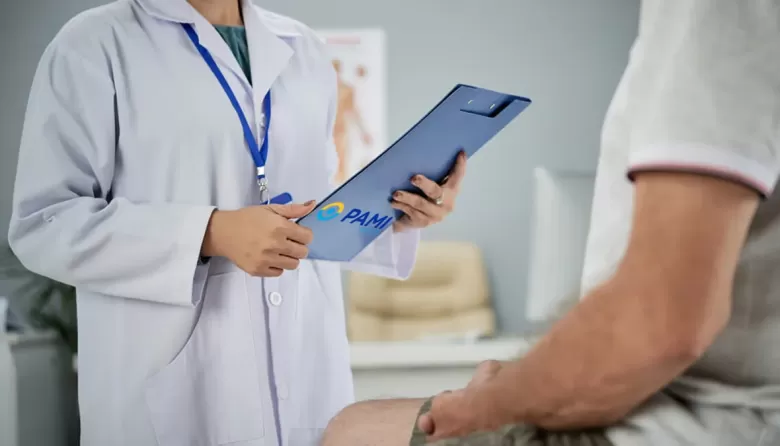 M&eacute;dicos del PAMI inician un paro de 72 horas en todo el pa&iacute;s: denuncian recortes de hasta el 50% y cambios en el sistema de prestaciones