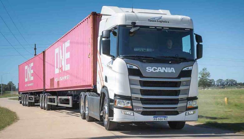 Scania suspendió a 520 operarios en Tucumán por la caída global de demanda y busca sostener su operación en Argentina