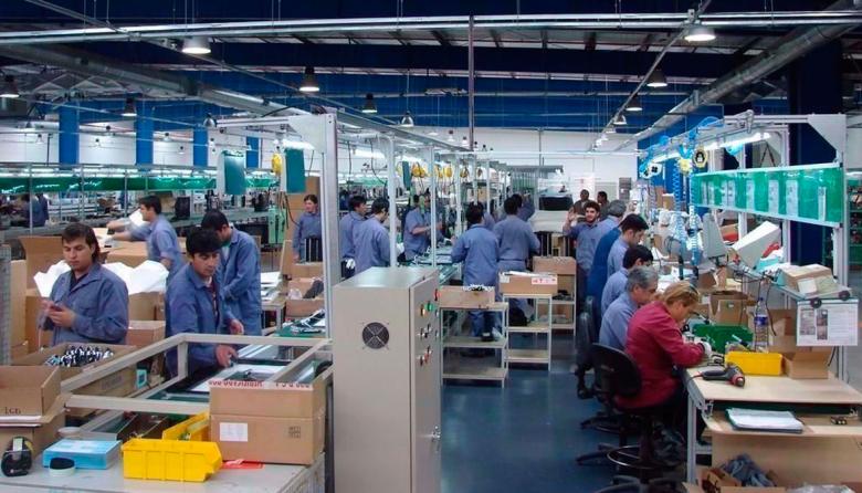 Santa Fe registró el cierre de más de 2.000 pymes por la avalancha importadora y crece la alarma por miles de empleos en riesgo