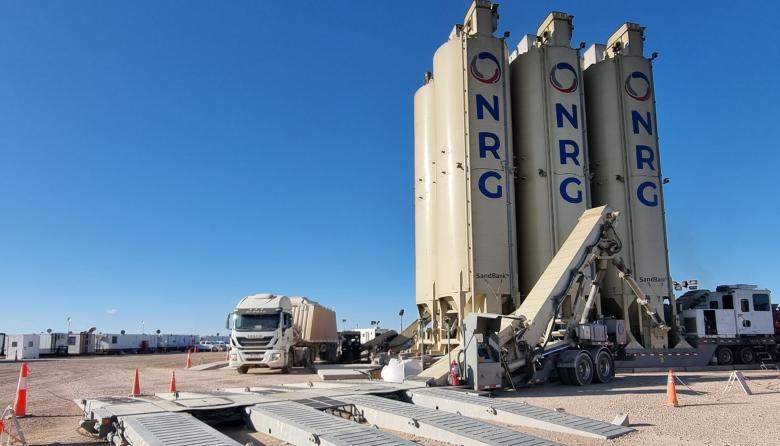 Camioneros de Río Negro inician huelga indefinida y paralizan Vaca Muerta
