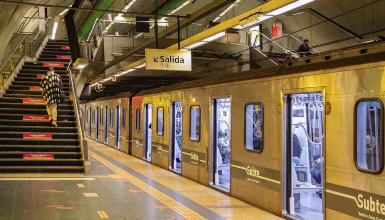 Metrodelegados denuncian descuentos salariales de hasta 26 d&iacute;as y ponen en alerta al subte