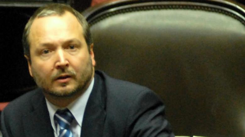 Viejas y nuevas causas judiciales están pulverizando las arcas de la Federación