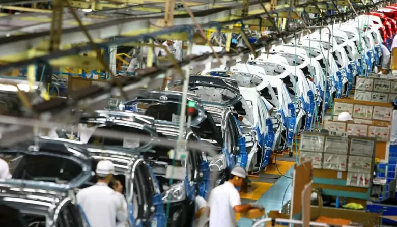 Preocupaci&oacute;n en el SMATA: la producci&oacute;n automotriz cay&oacute; 18,6% en el primer cuatrimestre y crece la alarma en las f&aacute;bricas