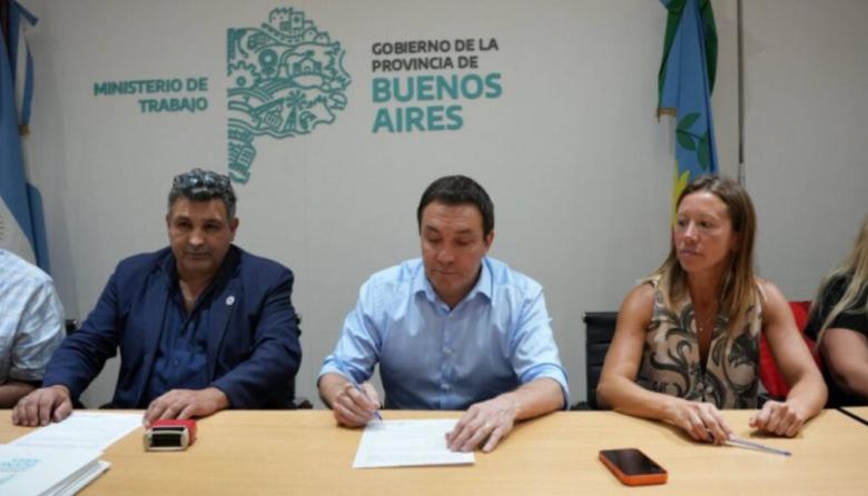 Garantizan la continuidad laboral de 299 choferes tras el cambio de concesi&oacute;n del transporte en Florencio Varela