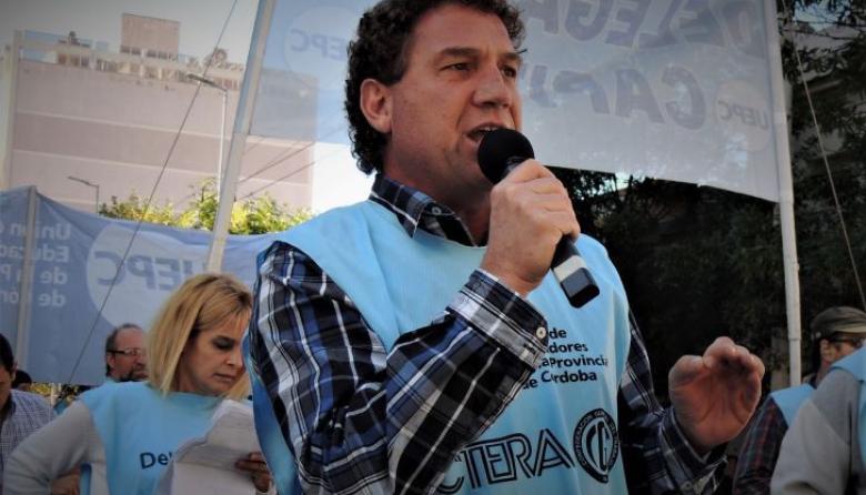 Paro docente en C&oacute;rdoba: la UEPC inform&oacute; una adhesi&oacute;n superior al 75% y cuestion&oacute; la intervenci&oacute;n del Gobierno nacional