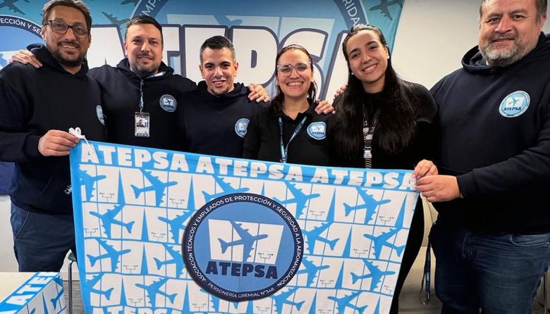 Paro de controladores aéreos: el Gobierno advierte con sanciones y exige garantizar el 45% de las operaciones