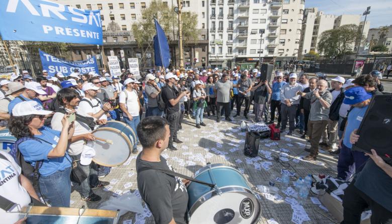 CONSITEL Exige Representación y Mejores Salarios en ARSAT: ¿Un Cambio Necesario?