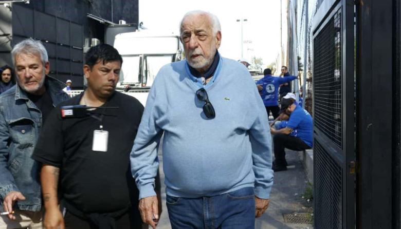 Alberto Pati&ntilde;o desaf&iacute;a a Roberto Fern&aacute;ndez y profundiza la crisis interna en la UTA