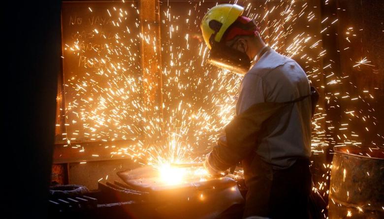 La industria metalúrgica se expresó contra una artículo clave de la Ley Bases