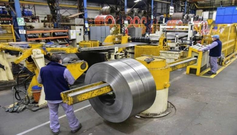 Industriales metal&uacute;rgicos alertaron por la p&eacute;rdida de empleo y el avance de la crisis productiva