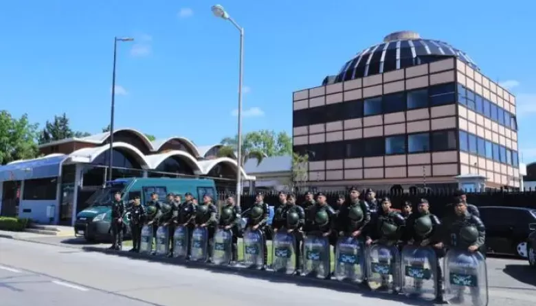 El gobierno de Milei enfrenta rechazo y acusaciones tras el cierre de la Casa de Moneda en Don Torcuato