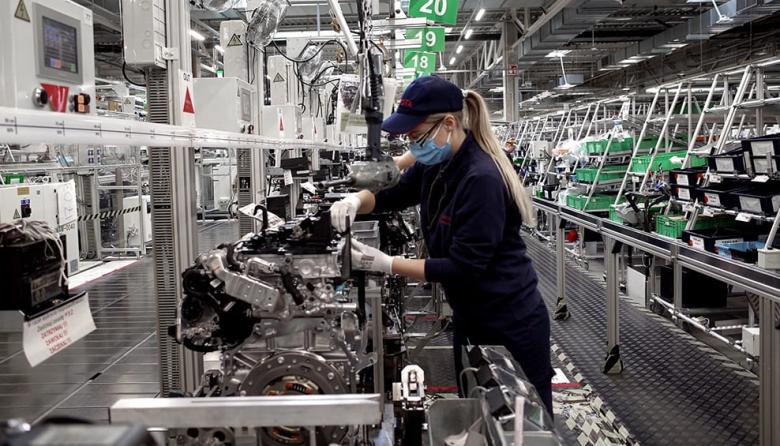La UIA alert&oacute; sobre el deterioro industrial: cuatro de cada diez empresas registraron ca&iacute;das en producci&oacute;n y ventas