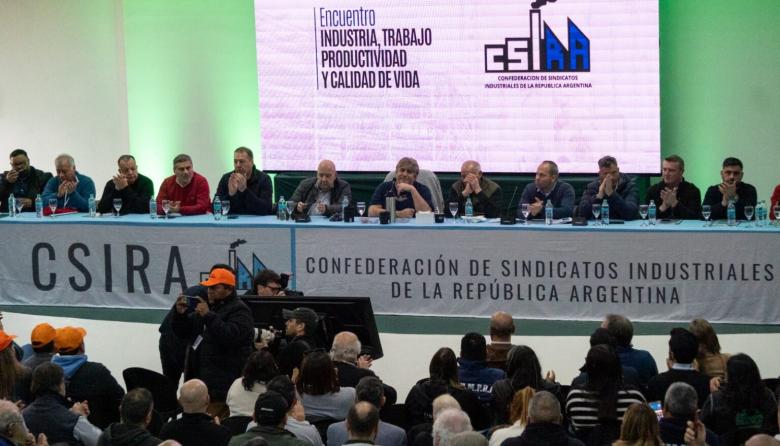 La industria en alerta: m&aacute;s de 600 referentes se reunieron y los sindicatos advirtieron por empleo, salarios e importaciones