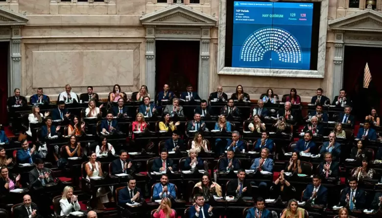 Con cambios en la reforma laboral, el Gobierno habilita a los bancos a descontar cuotas de cr&eacute;ditos directamente del salario