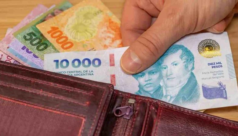 Salarios: c&oacute;mo quedaron las paritarias de agosto y qu&eacute; impacto tienen los nuevos acuerdos