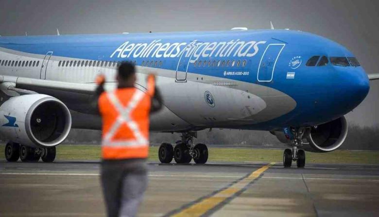 APLA anuncia paro total para el 10 de junio por conflicto salarial en Aerolíneas Argentinas