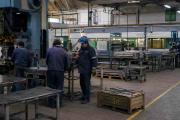 La recuperaci&oacute;n econ&oacute;mica avanza a dos velocidades: crecen los sectores que menos empleo generan