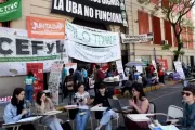 Universidades y ciencia en crisis: salarios y presupuesto en mínimos históricos